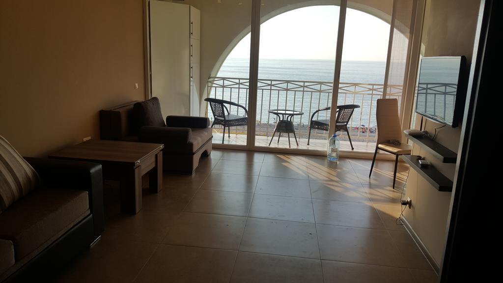 Apartment Magnolia Seaside Batumi Ngoại thất bức ảnh