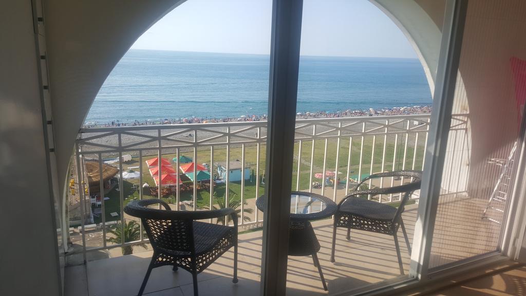 Apartment Magnolia Seaside Batumi Ngoại thất bức ảnh